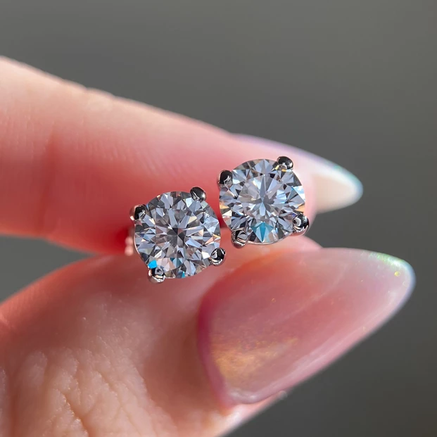 1.54ct Lab-Grown Round Brilliant Diamond Studs in Platinum