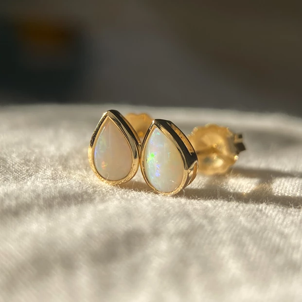 Pear Opal Stud Earrings in 9K Yellow Gold